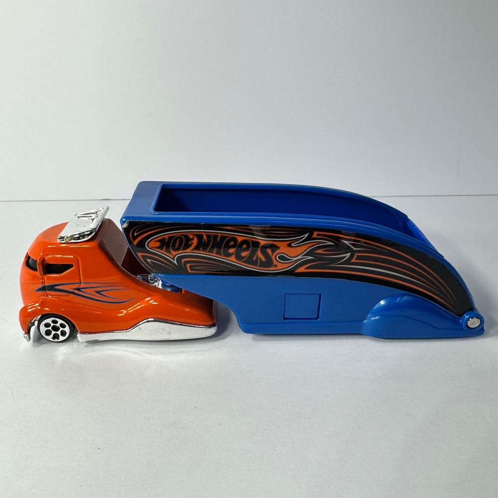 Hot Wheels 1999 Mattel Orange Blue Semi Truck Car Hauler Trailer Flame Graphics